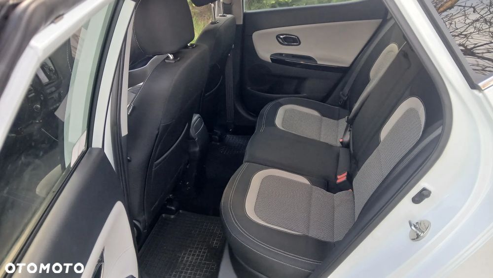 Kia Ceed 1.6 CRDi L Business Line - 16