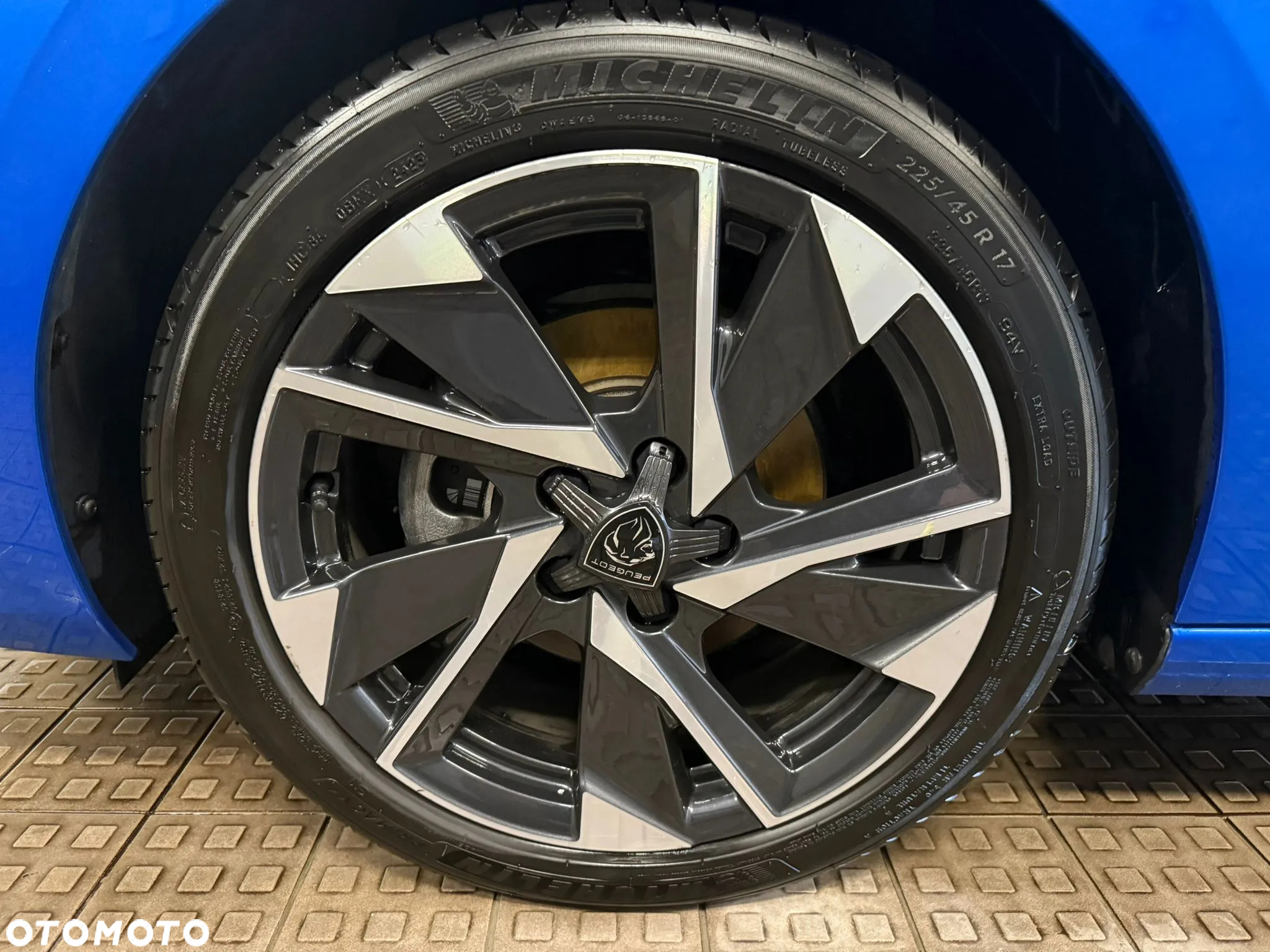 Peugeot 308 1.2 PureTech Allure Pack S&S EAT8 - 12