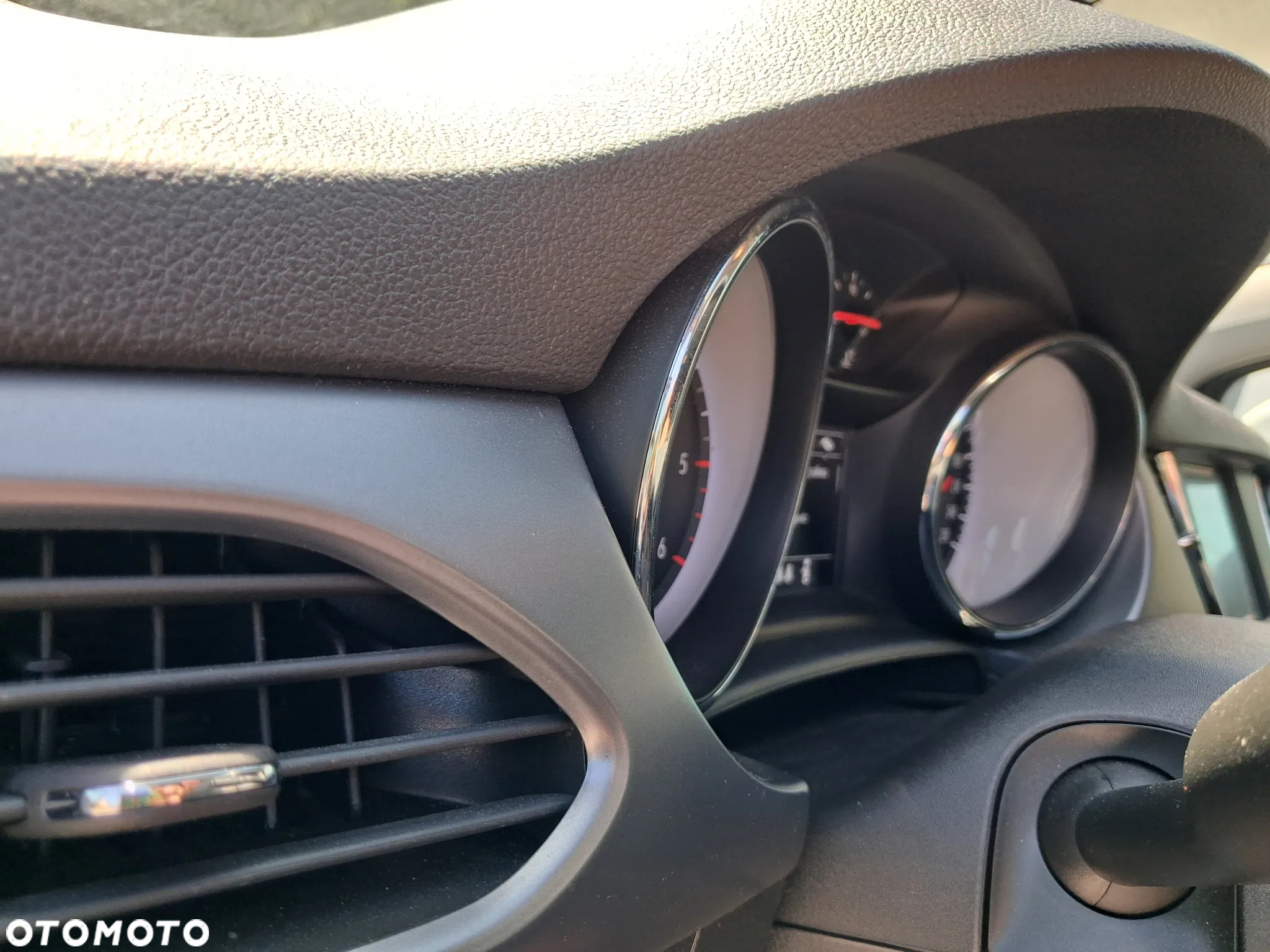 Opel Astra V 1.6 CDTI Enjoy S&S - 22
