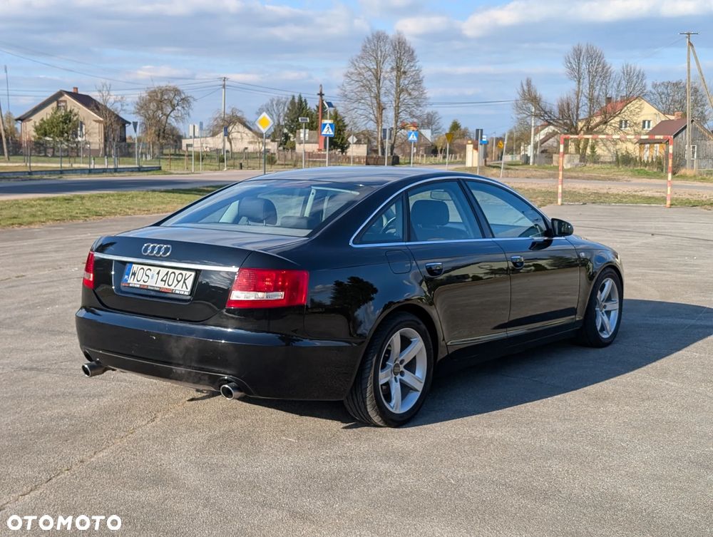 Audi A6 Limousine 2.4 - 14