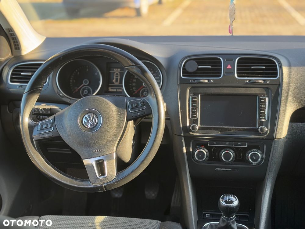 Volkswagen Golf 1.6 TDI Comfortline - 5