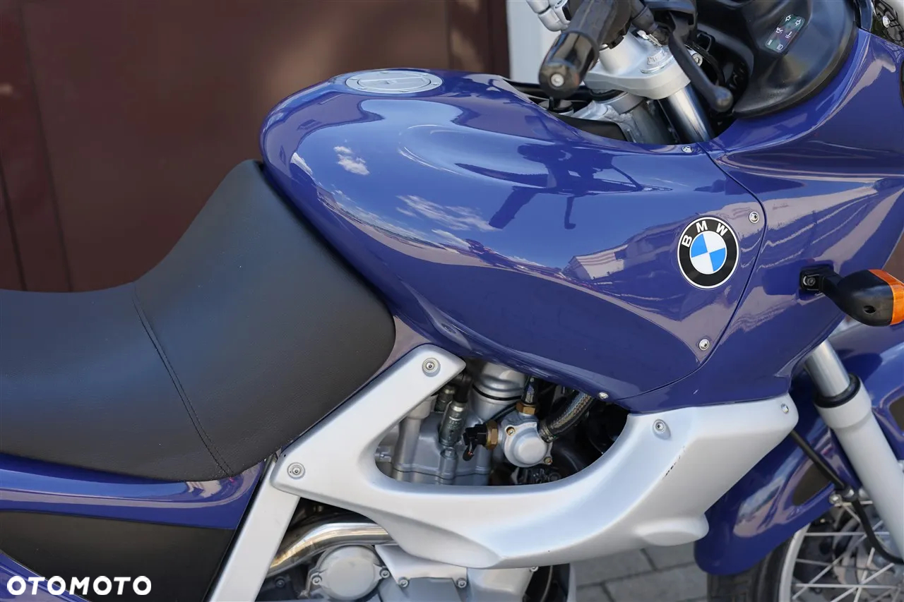 BMW F - 9