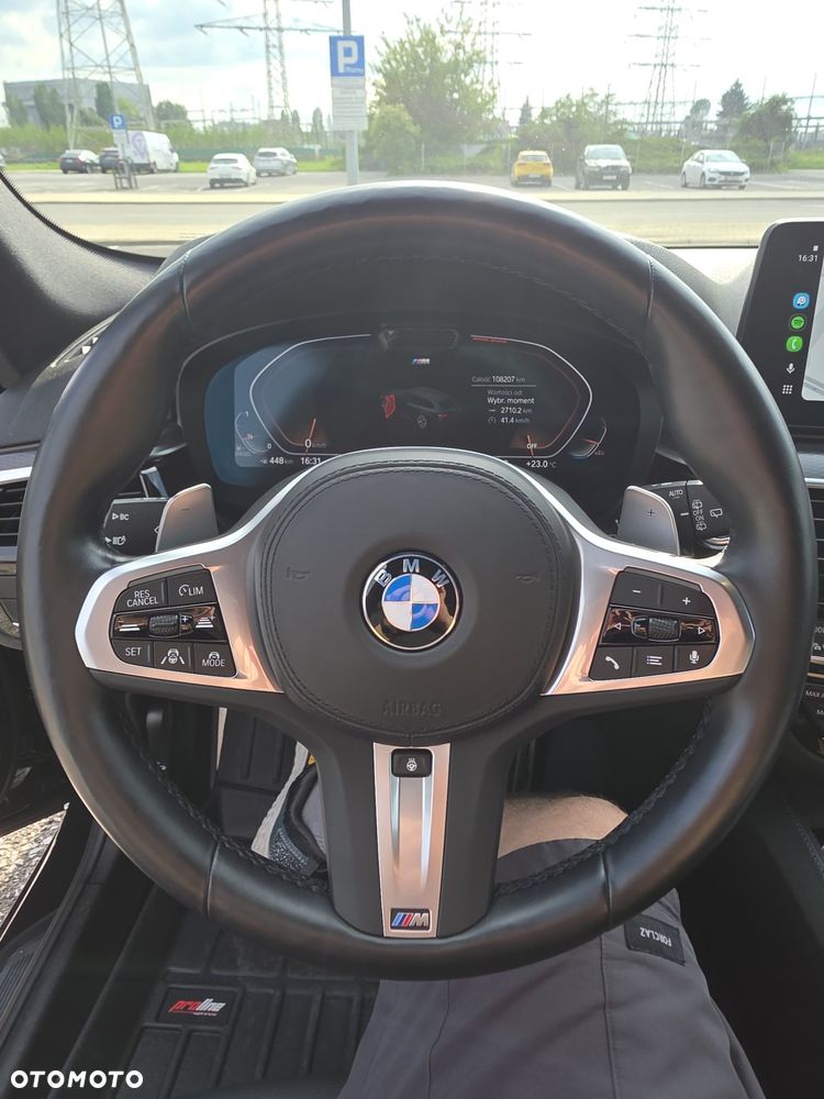 BMW Seria 5 520d xDrive mHEV M Sport sport - 12