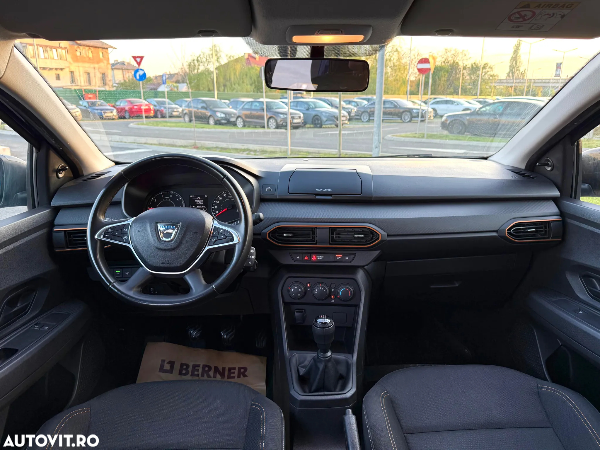 Dacia Sandero Stepway TCe 90 MT6 Essential - 5