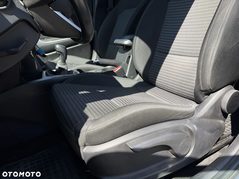 Kia Ceed 1.5 T-GDI M - 11