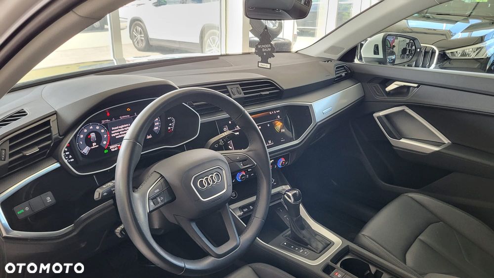 Audi Q3 Sportback - 6