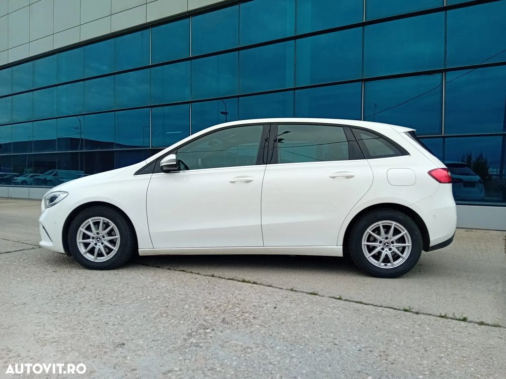 Mercedes-Benz B - 8