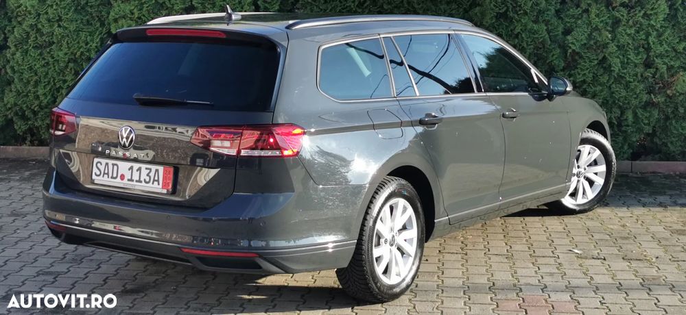 Volkswagen Passat Variant 2.0 TDI SCR DSG Business - 6