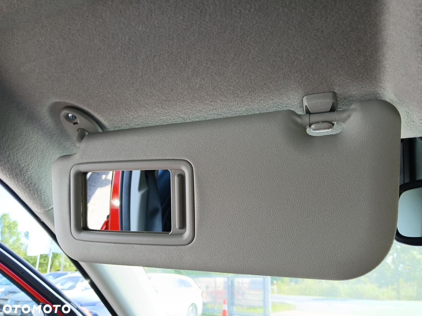 Toyota Yaris Cross Hybrid 1.5 Comfort - 24
