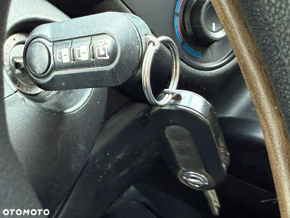 Opel Combo - 25