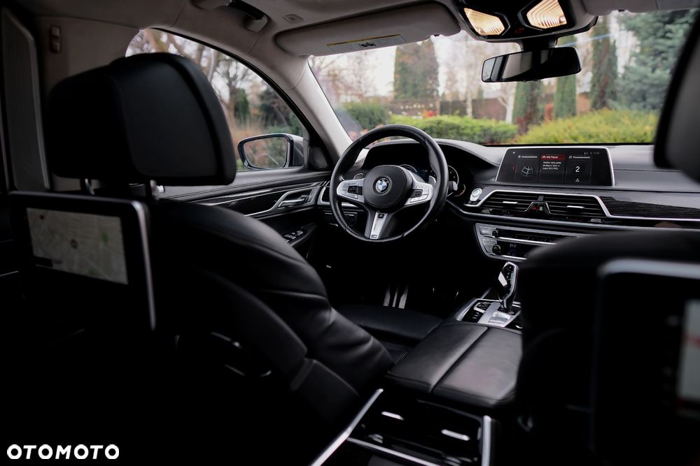 BMW Seria 7 M760Li xDrive V12 Excellence - 22