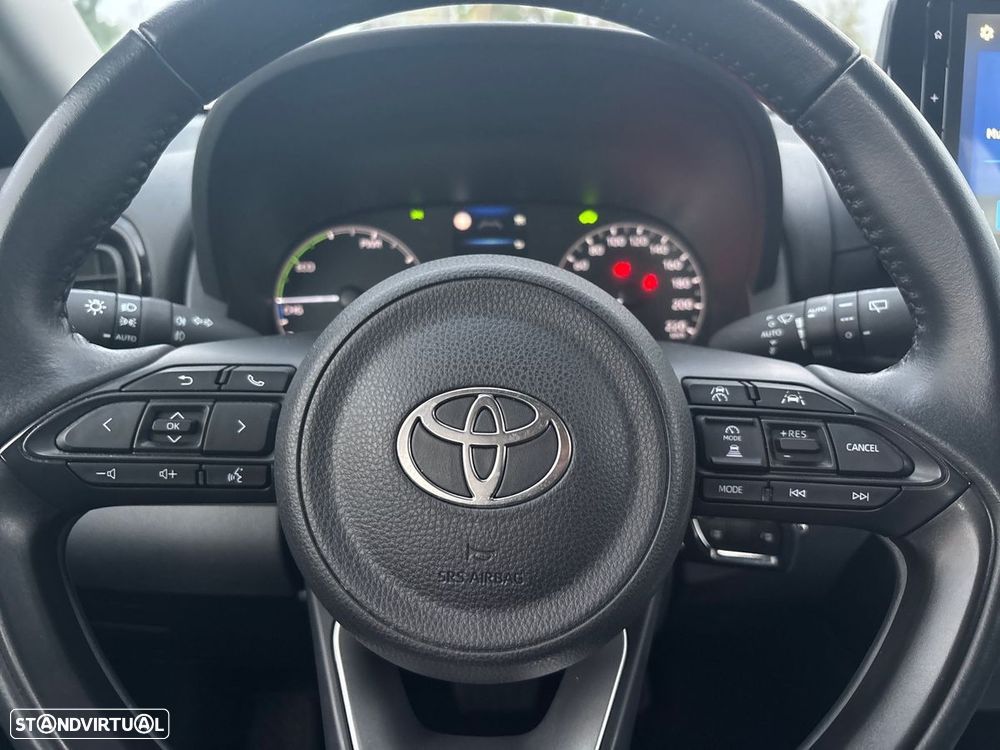 Toyota Yaris 1.5 HDF Comfort Plus - 17
