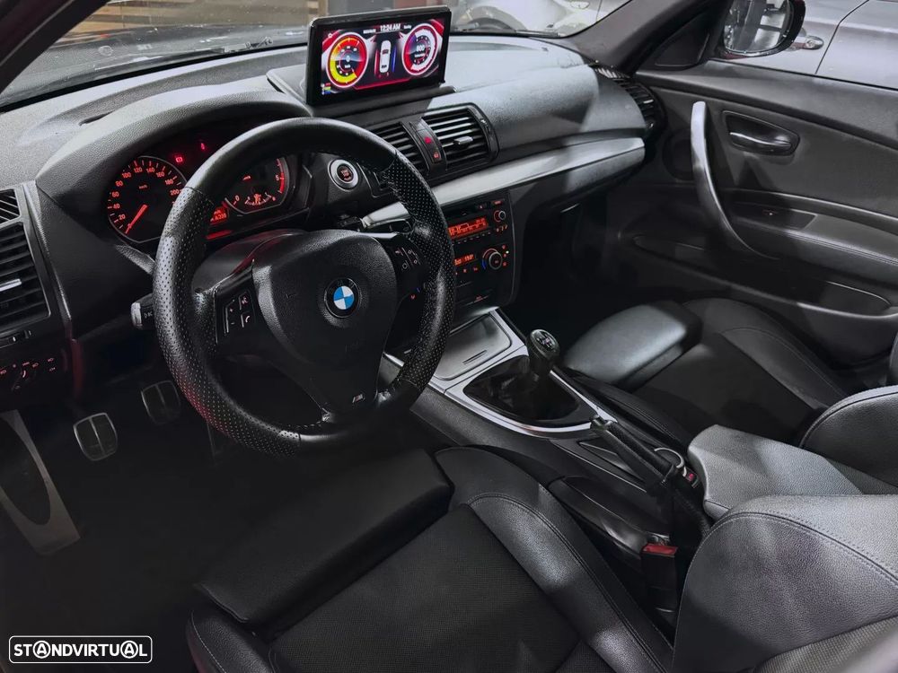 BMW 118 d Pack M - 7