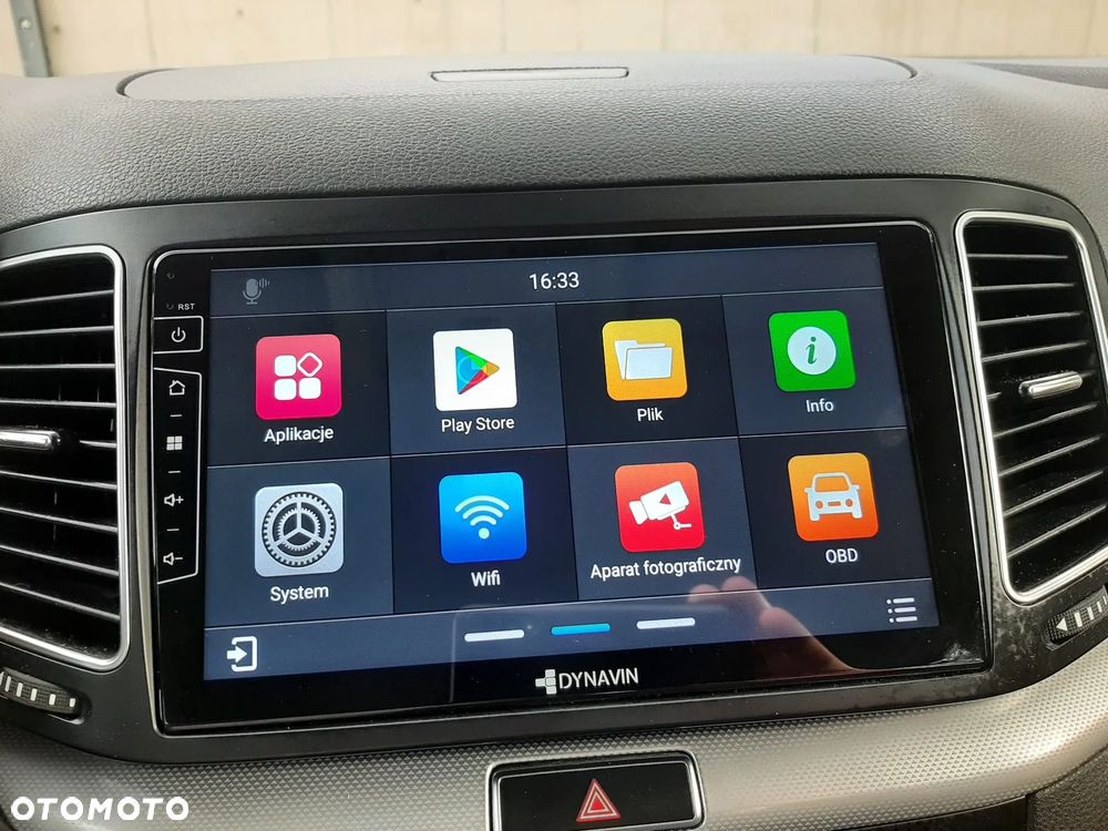 Volkswagen Sharan 2.0 TDI DSG BlueMotion Technology Trendline - 28