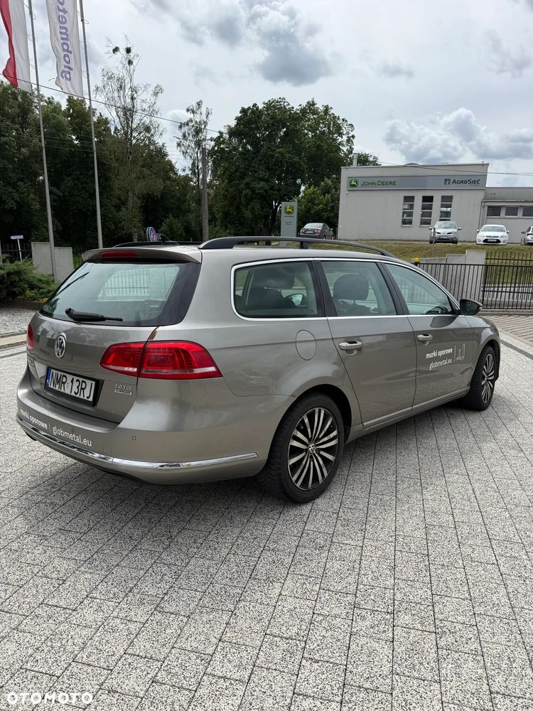 Volkswagen Passat 2.0 TDI Comfortline - 7