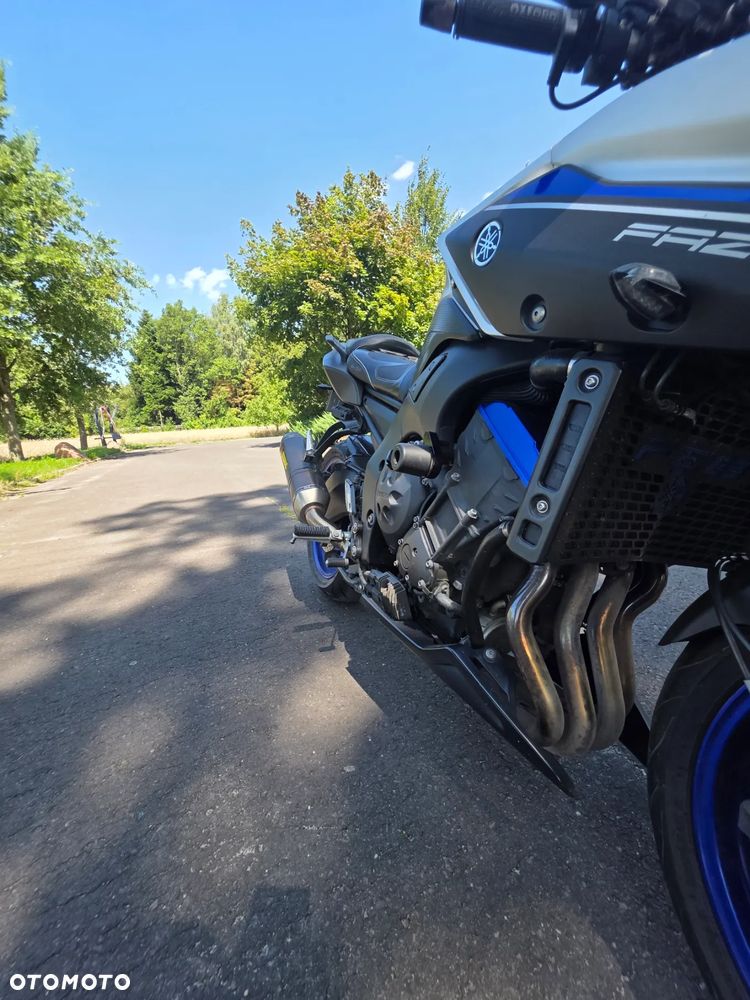 Yamaha FZ8 - 5