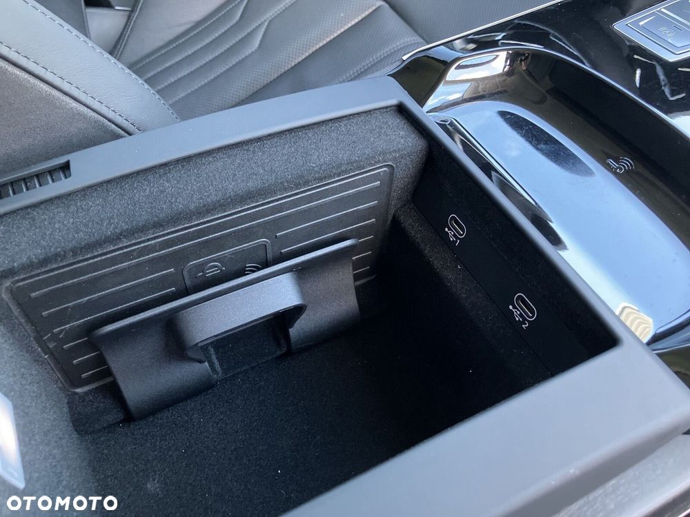 Audi A8 60 TFSI e Quattro Tiptronic - 35