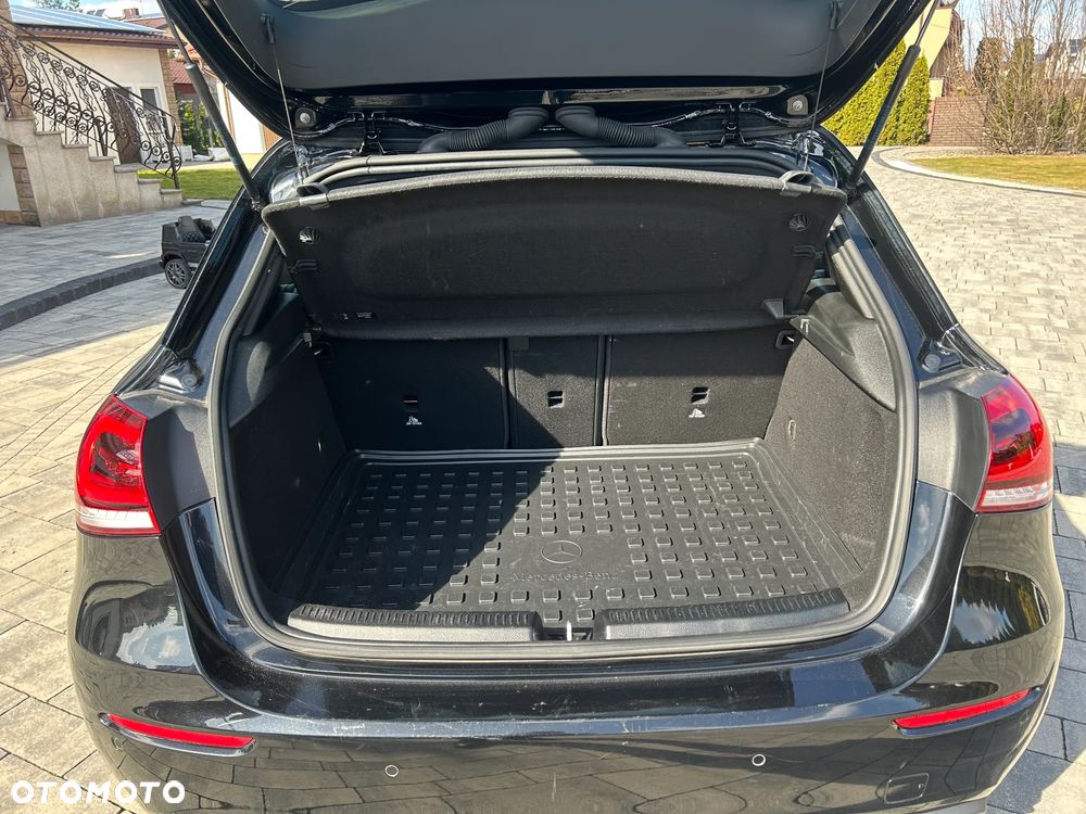 Mercedes-Benz Klasa A 180 d Style 8G-DCT - 8