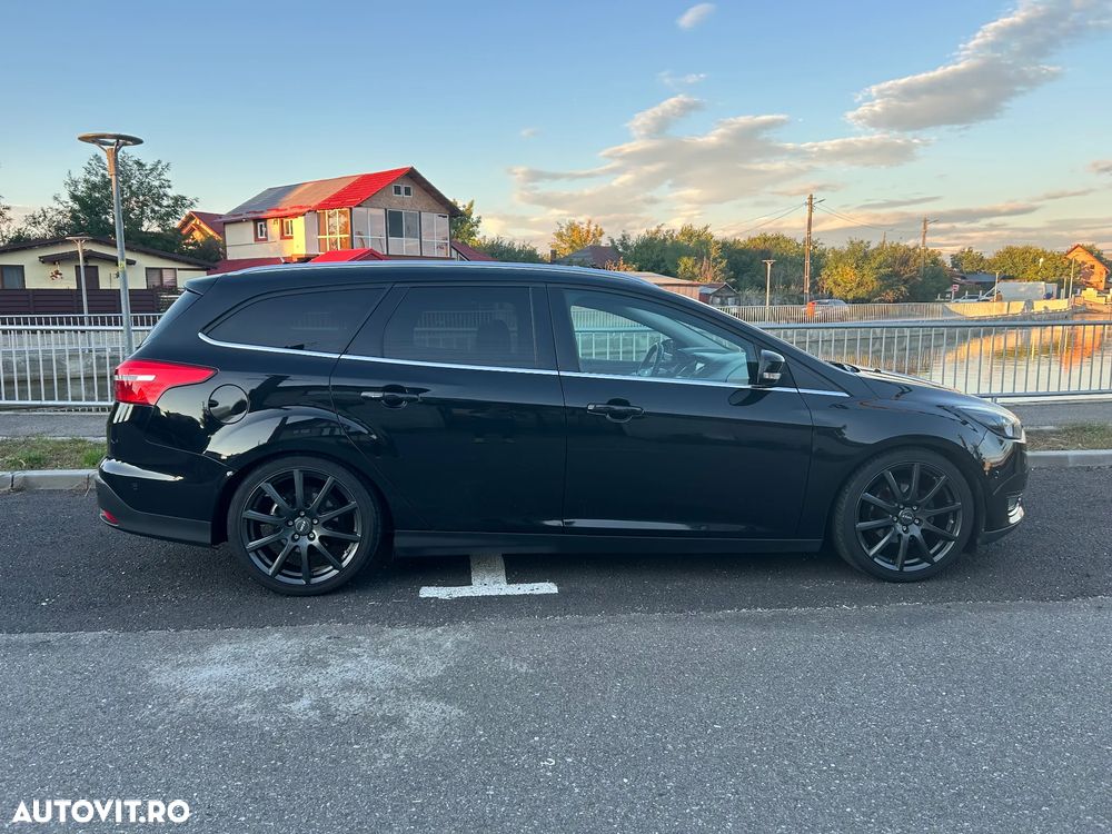 Ford Focus 1.6 TDCI DPF Titanium - 4