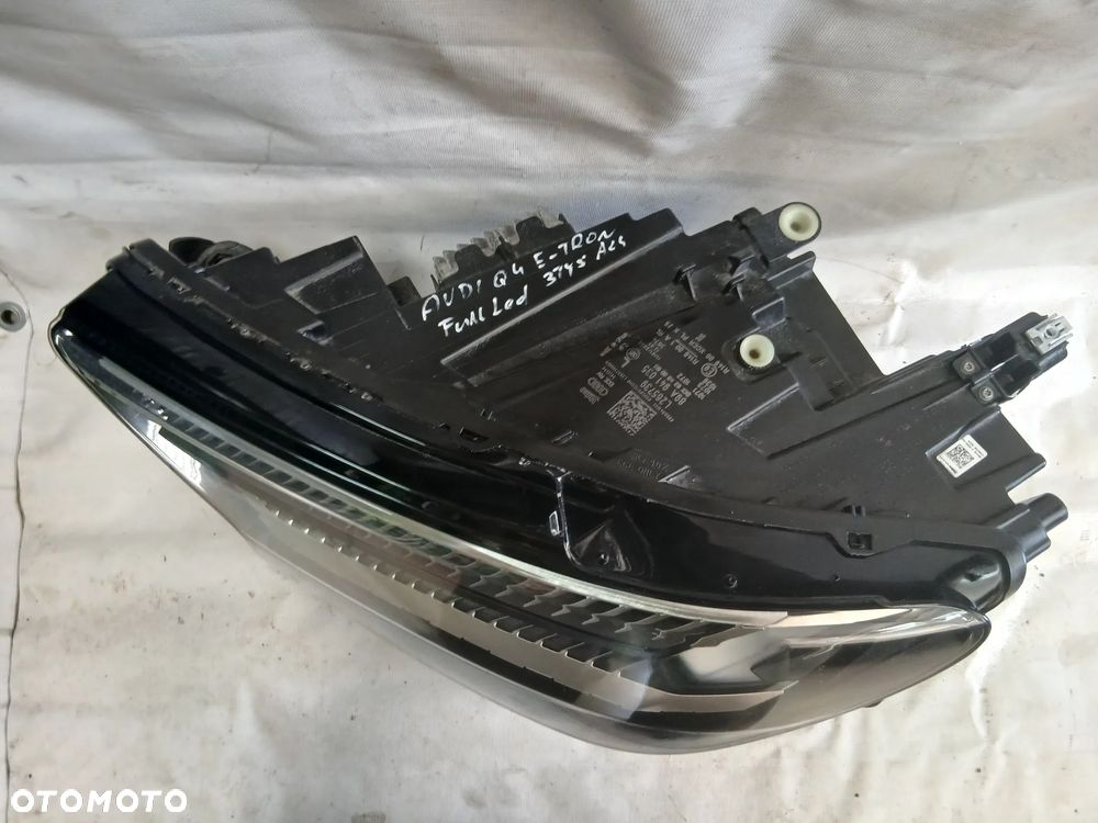 AUDI Q4 E TRON FULL LED lampa przednia reflektor lewa  89A941035 - 2
