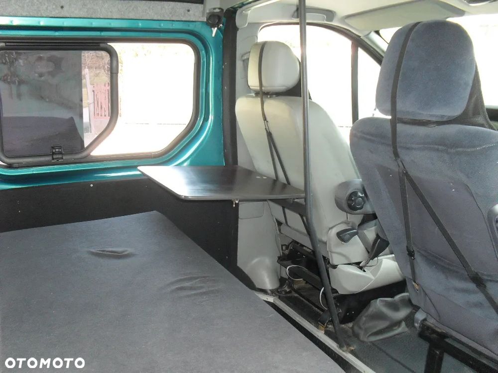 Renault Trafic - 10