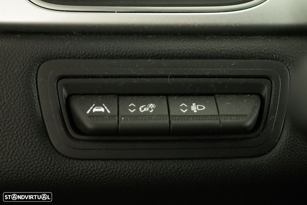 Renault Captur 1.0 TCe Techno Bi-Fuel - 19
