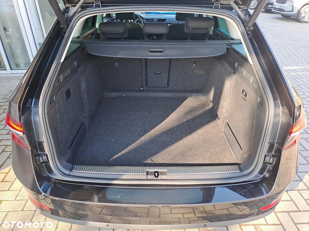Skoda Superb 2.0 TDI SCR 4x4 Style DSG - 12