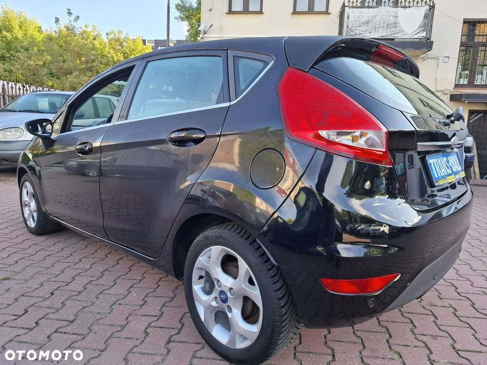Ford Fiesta 1.25 Titanium X - 6