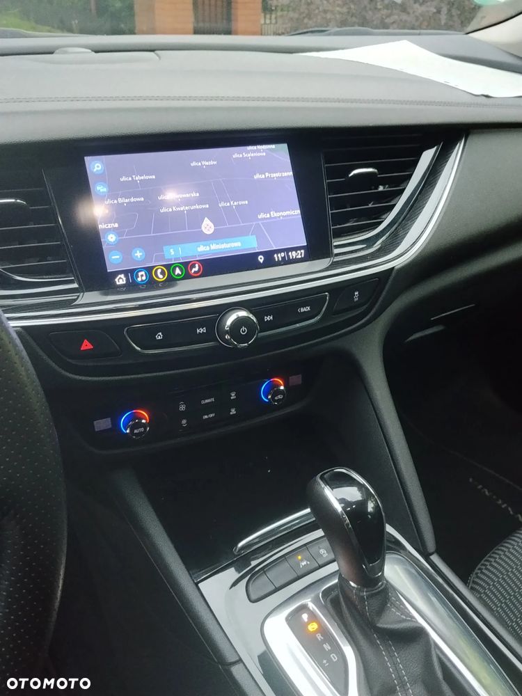 Opel Insignia - 22