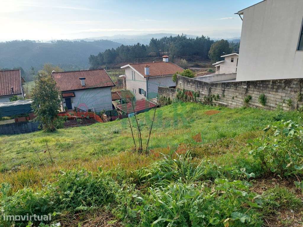 Lote de Terreno para Moradia de 4 Frentes - Grande imagem: 2/7