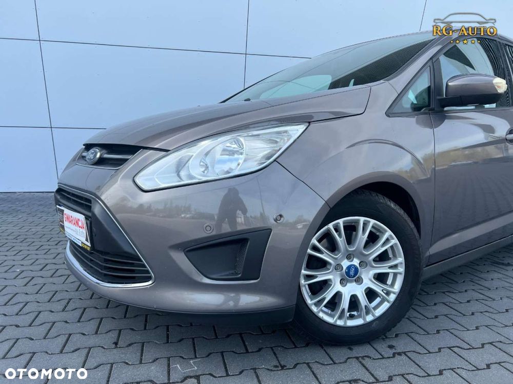 Ford Grand C-MAX - 20