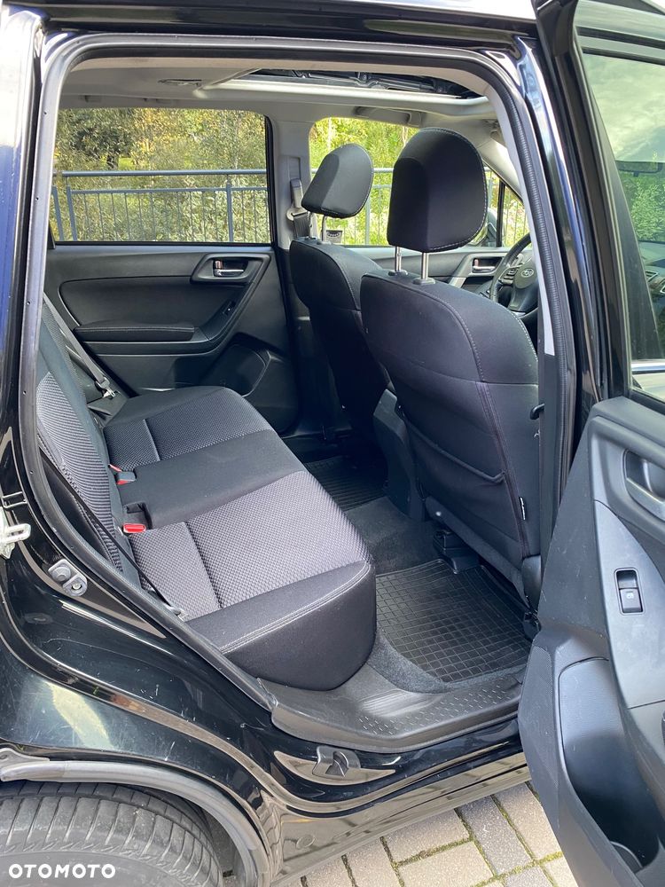 Subaru Forester 2.0i Exclusive Lineartronic EU6 - 14