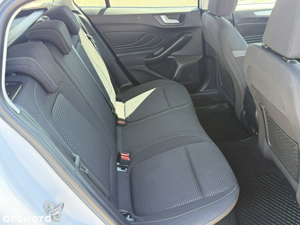 Ford Focus - 7