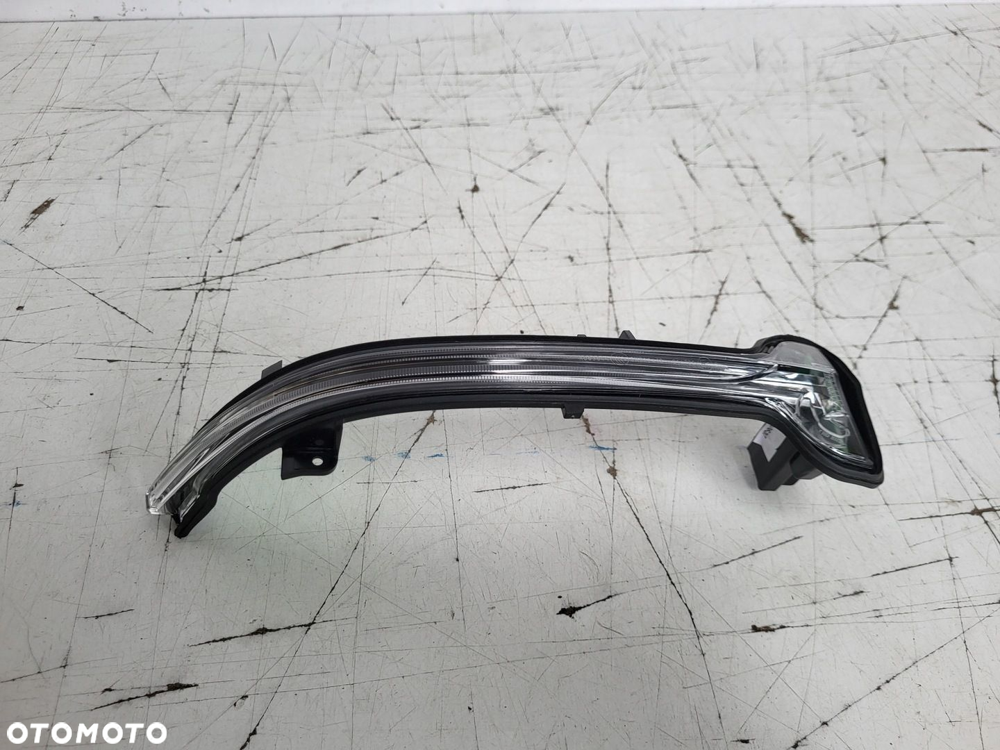 BMW G20 G21 KIERUNKOWSKAZ PRAWY PRZÓD - 2