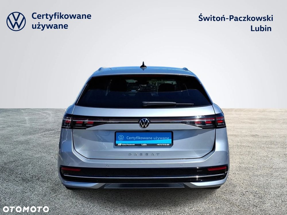 Volkswagen Passat Variant 2.0 TDI SCR DSG Elegance - 4