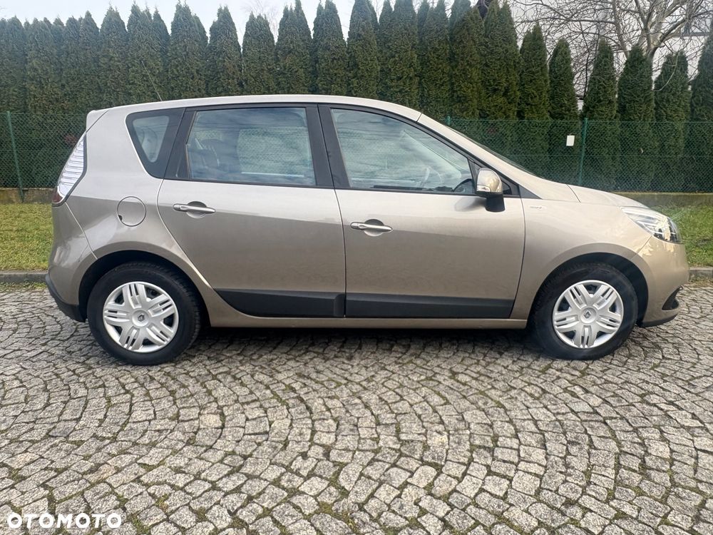 Renault Scenic 1.6 16V 110 TomTom Edition - 3