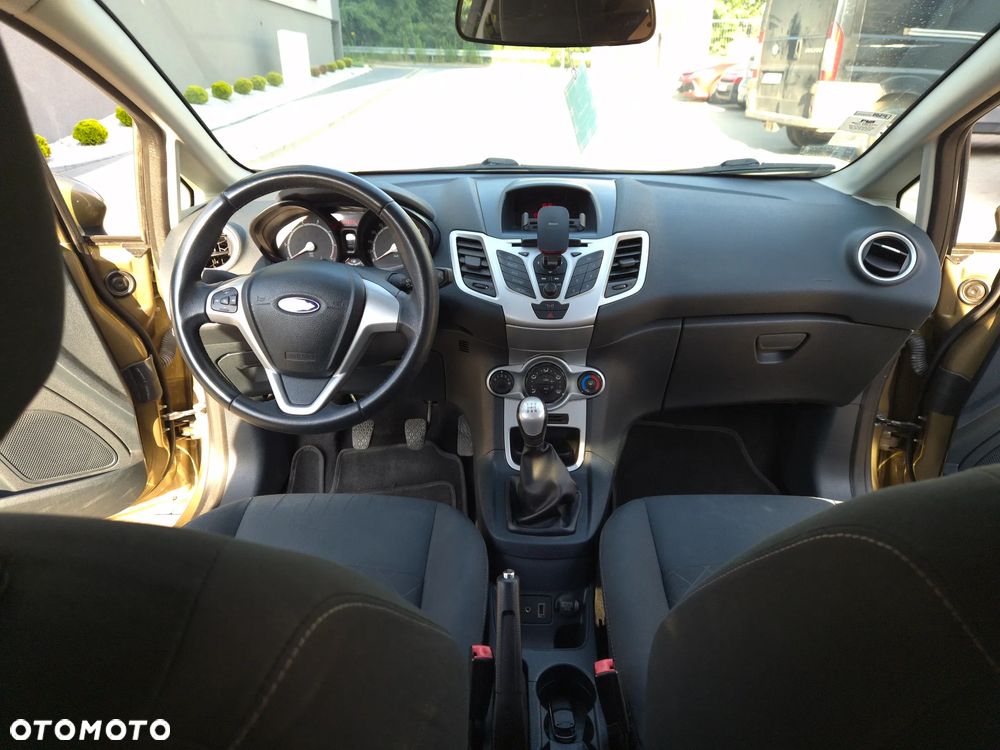 Ford Fiesta 1.25 Trend EU5 - 33