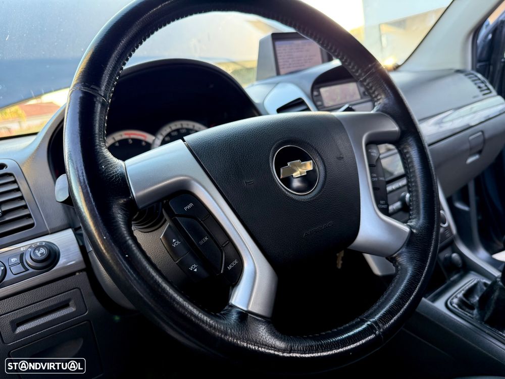 Chevrolet Captiva 2.0 VCDi Seven 7L - 41