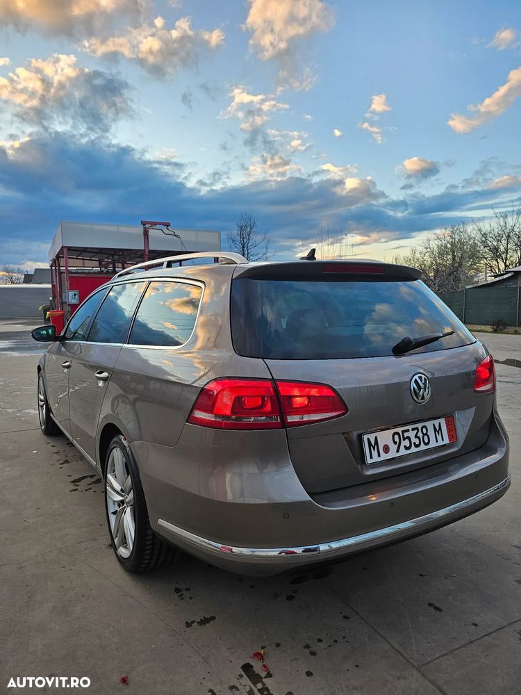 Volkswagen Passat 2.0 TDI DPF Sportline - 3