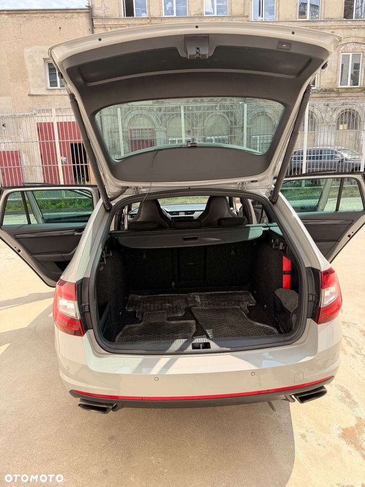 Skoda Octavia 2.0 TSI RS 230 - 9