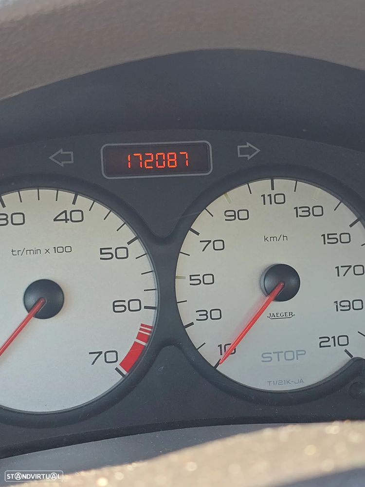 Peugeot 206 1.1 Color Line - 6
