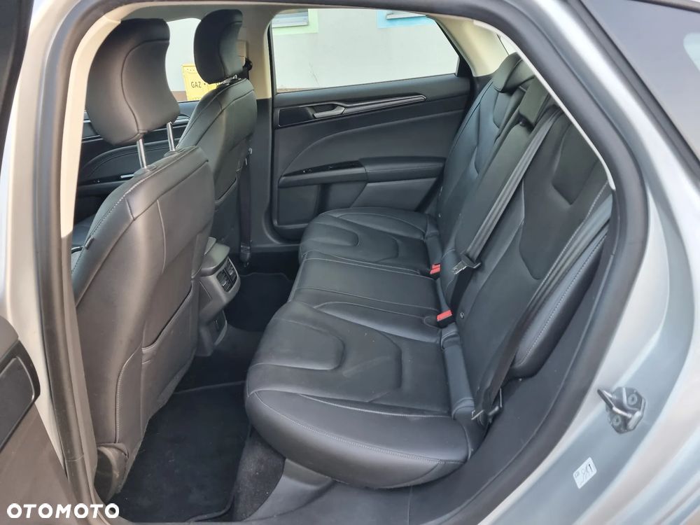 Ford Mondeo 2021
