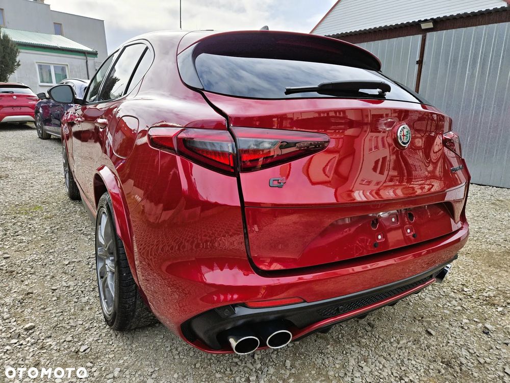 Alfa Romeo Stelvio 2.9 V6 Bi-Turbo Quadrifoglio Q4 - 5