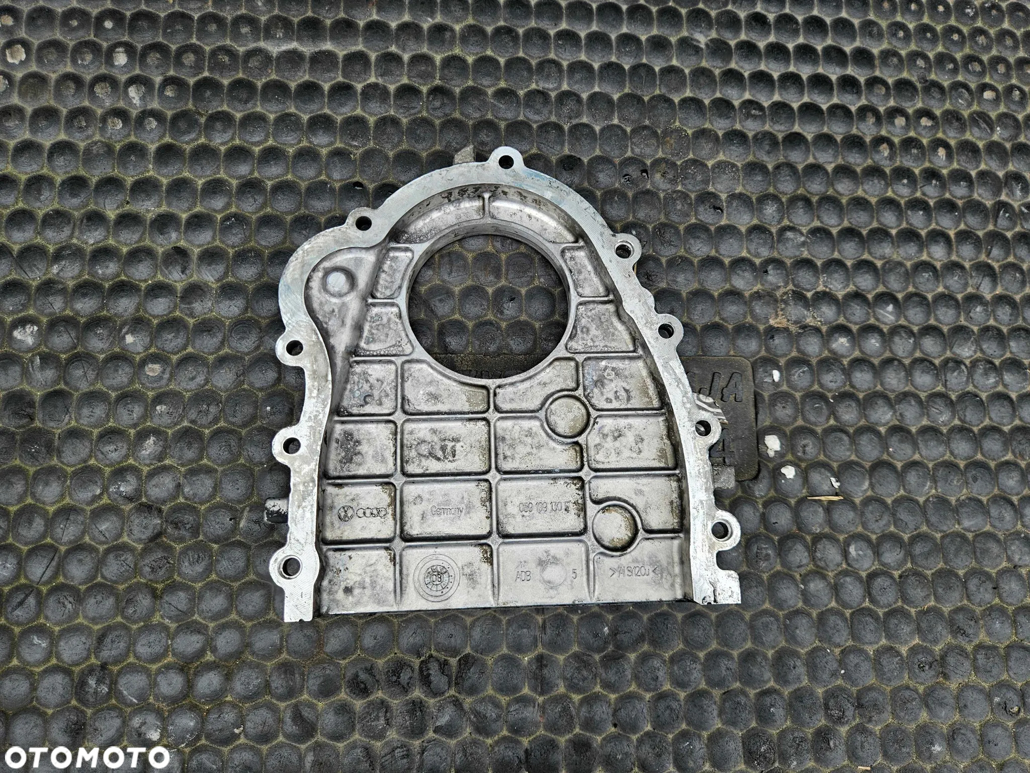 Obudowa Osłona Pokrywa Rozrzadu Silnika Dekiel Walu Kołnierz 2.7 3.0 V6 TDI Audi A4 B8 A5 Q5 - 28