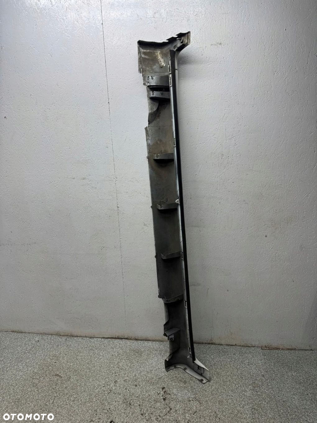 LISTWA PROGOWA PRAWA VOLVO XC60 I 2013-2017 39819628 - 9