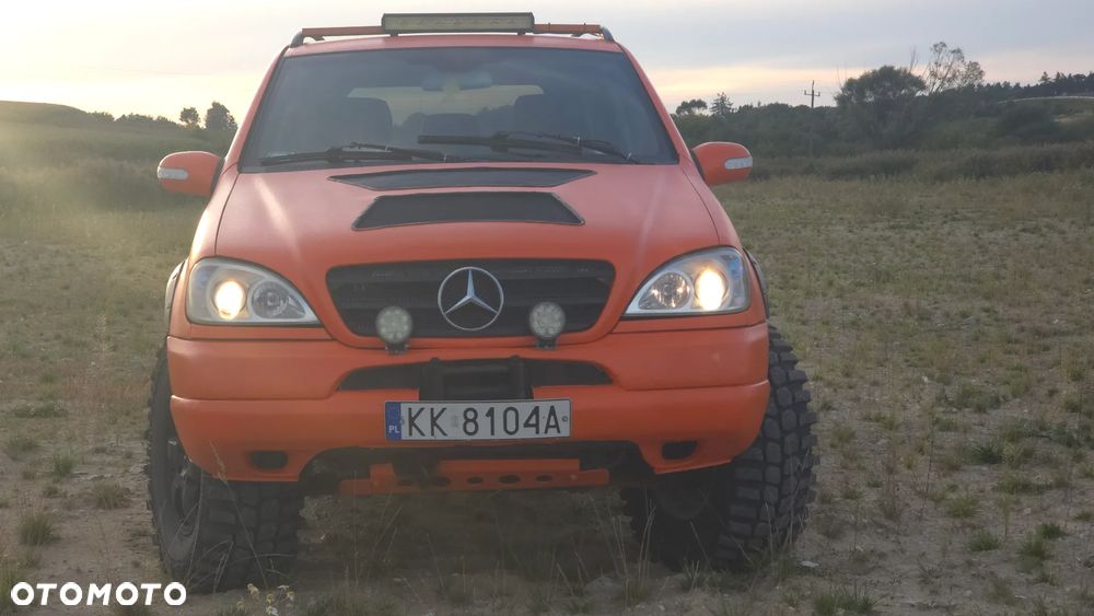 Mercedes-Benz ML - 11