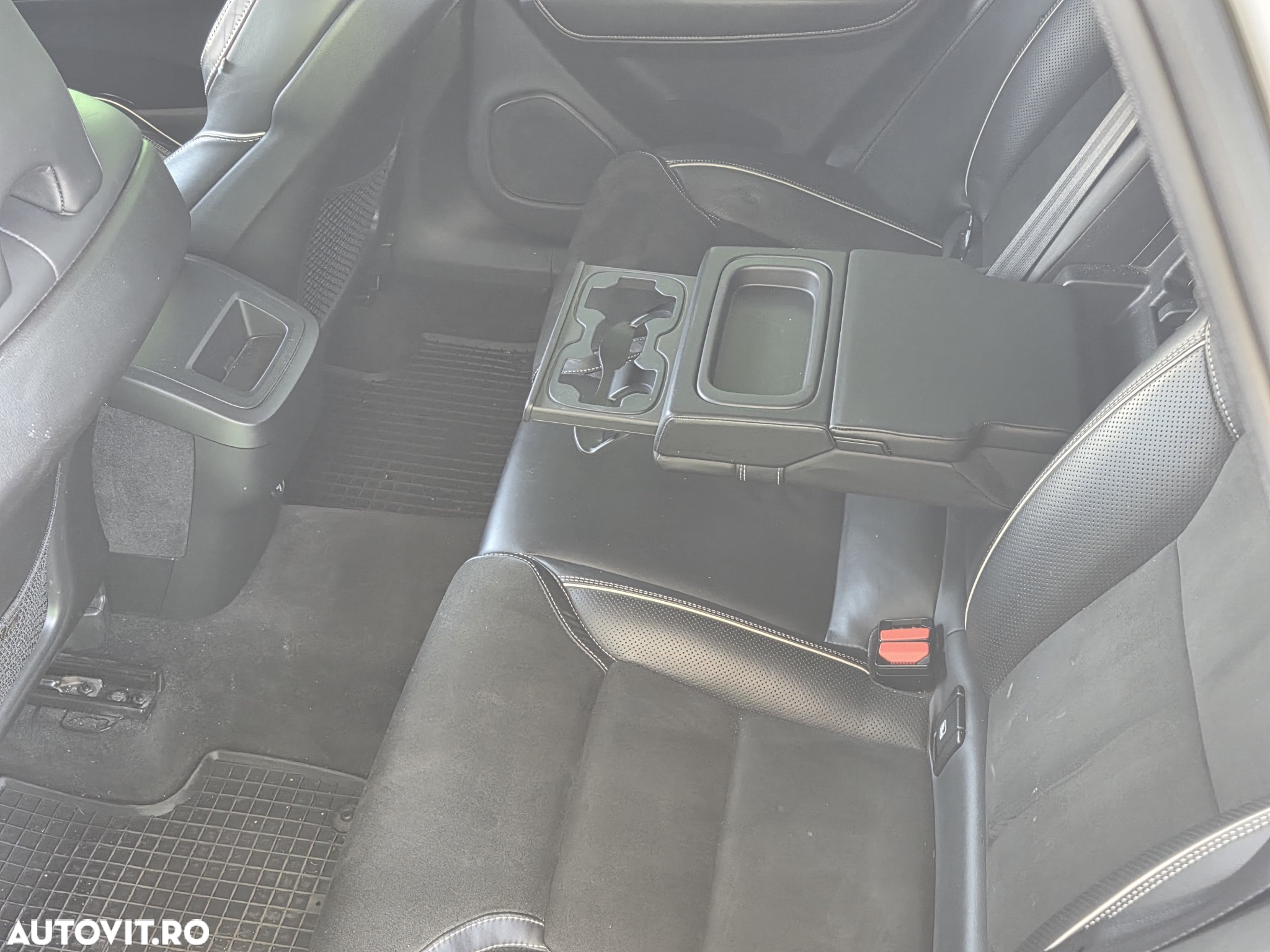 Volvo XC 60 D4 AWD R-Design - 15