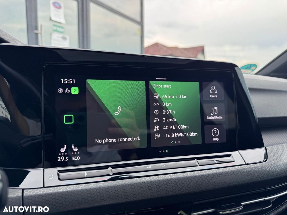 Volkswagen Golf - 35