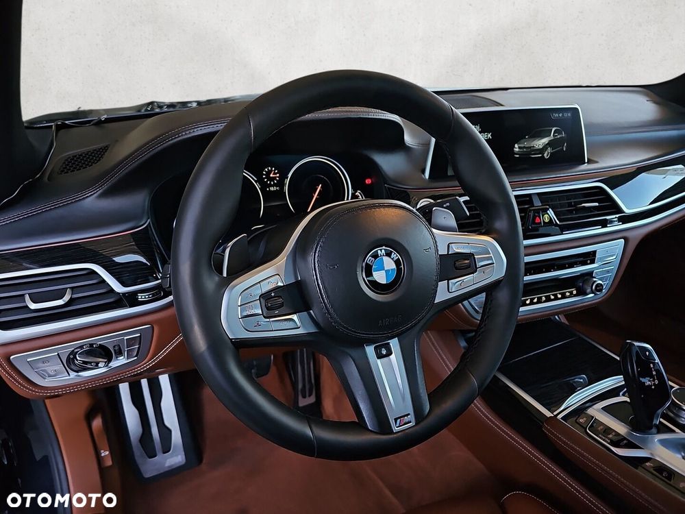 BMW Seria 7 - 17