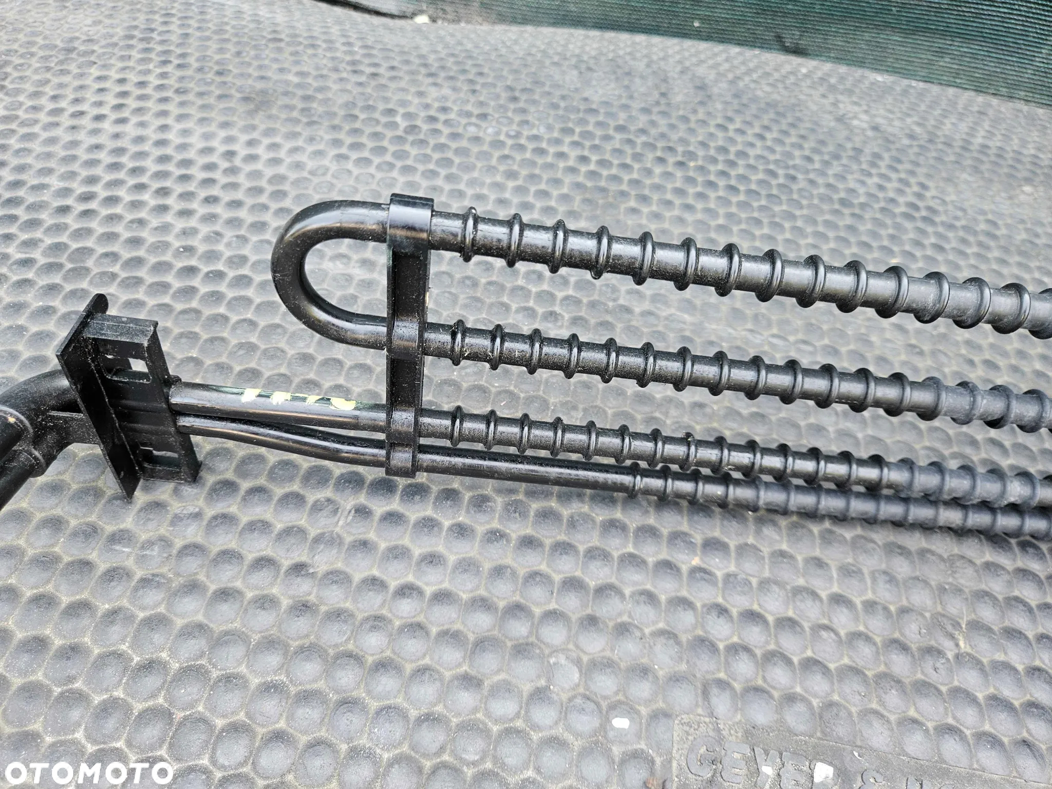Chlodnica A2040081024 Rurka Przewod Waz Oleju Wspomagania 2.2 CDI Mercedes C W204 - 12